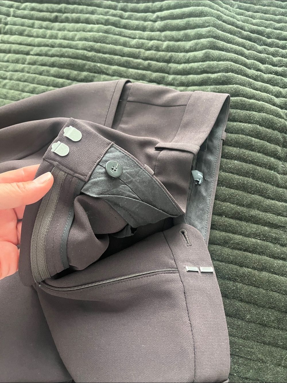 Theory High-Waist Admiral Pant in Mink - Picture 13 of 15